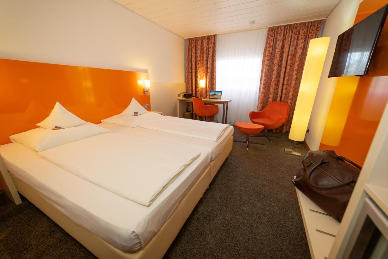 Stadt-Gut-Hotel Filderhotel Ostfildern Eksteriør billede
